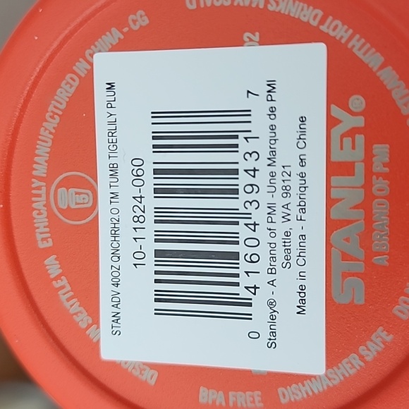Stanley Authentic Vibrant Orange Quencher 40oz Tumbler NWT - Picture 5 of 5